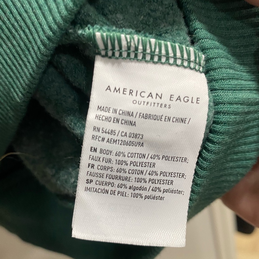 American Eagle Green‎ Pullover, Green Sherpa Lined Collar 2 Button up size XS - Picture 4 of 7
